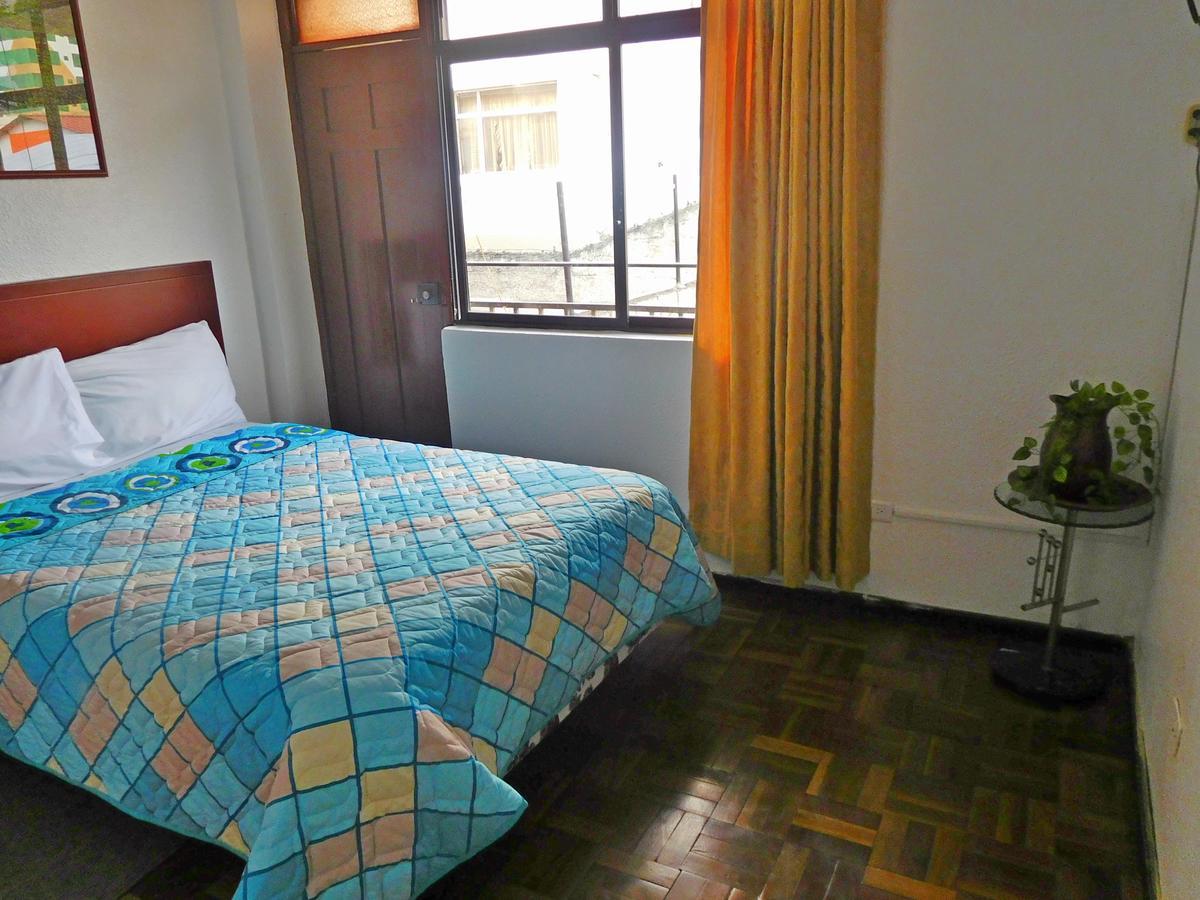 Hostal Alborada Ріобамба Екстер'єр фото